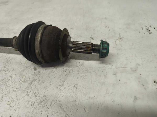 ARBRE DE TRANSMISSION AVANT GAUCHE VAG - Vue 2